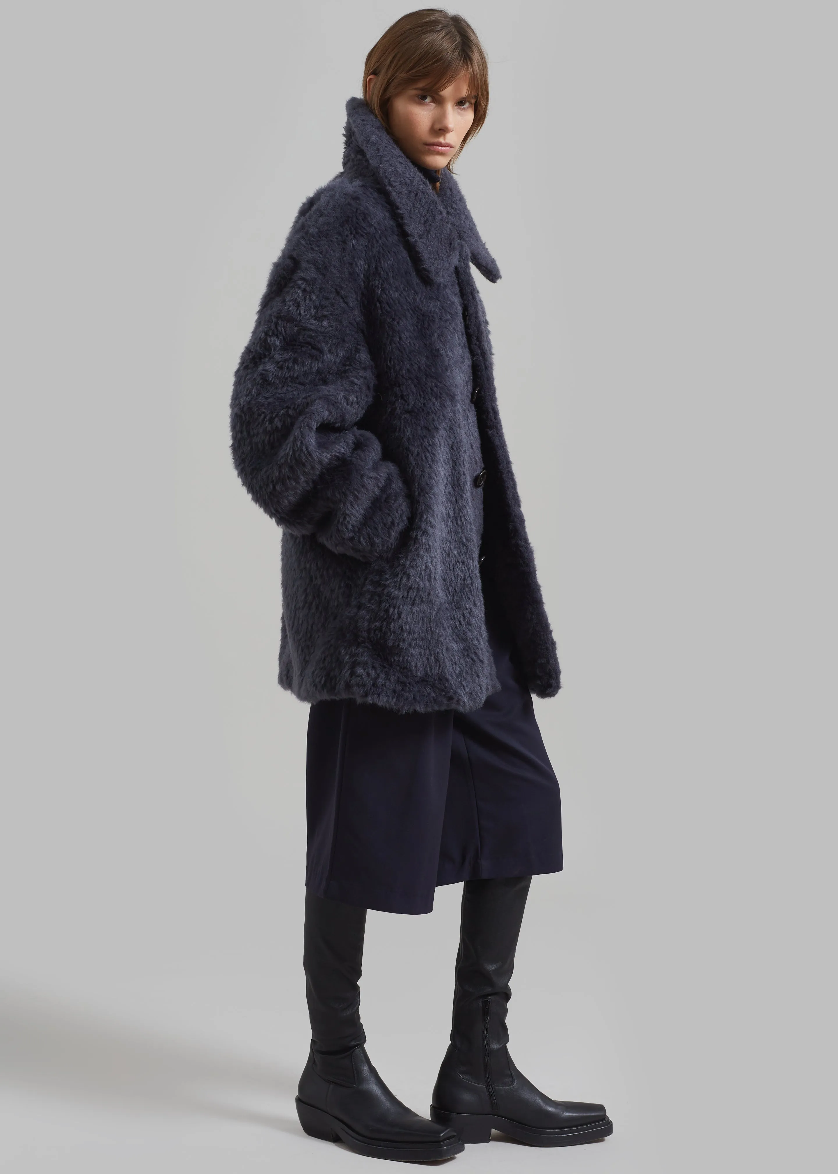 Amomento Fur Mid Coat - Charcoal