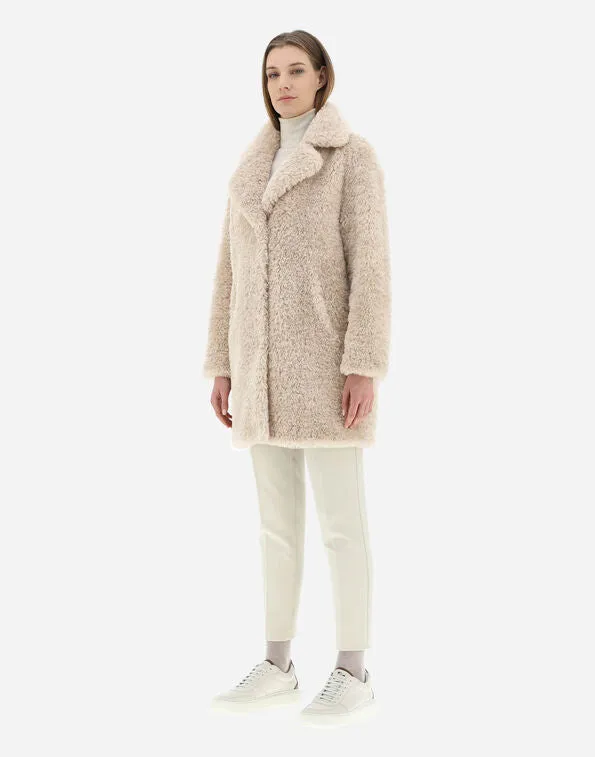 Curly Oversize Coat in Chantilly