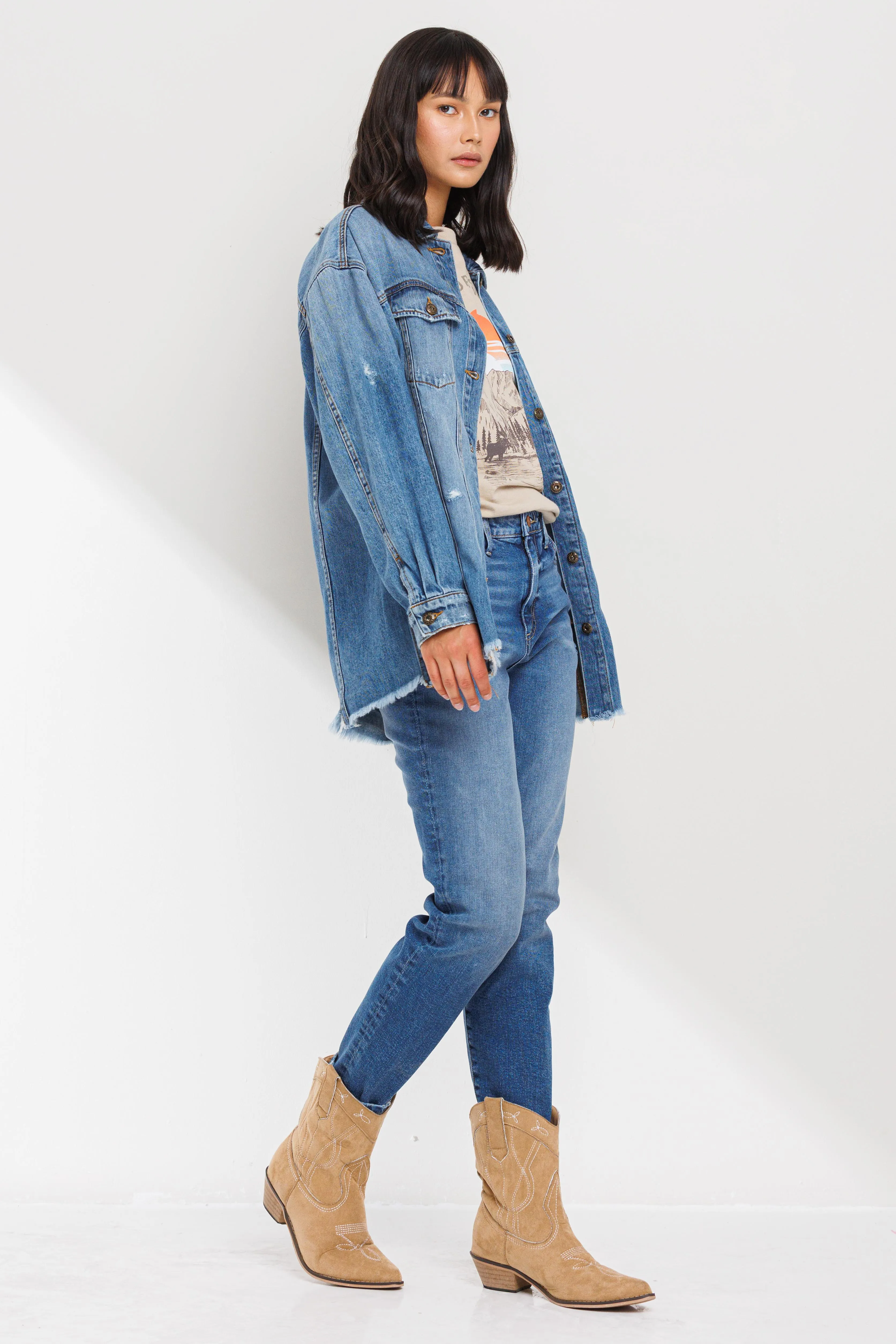 DISTRESSED DROP SHOULDER OVERSIZED DENIM BUTTON UP JACKET WITH FRAY HEM / SP-J4252