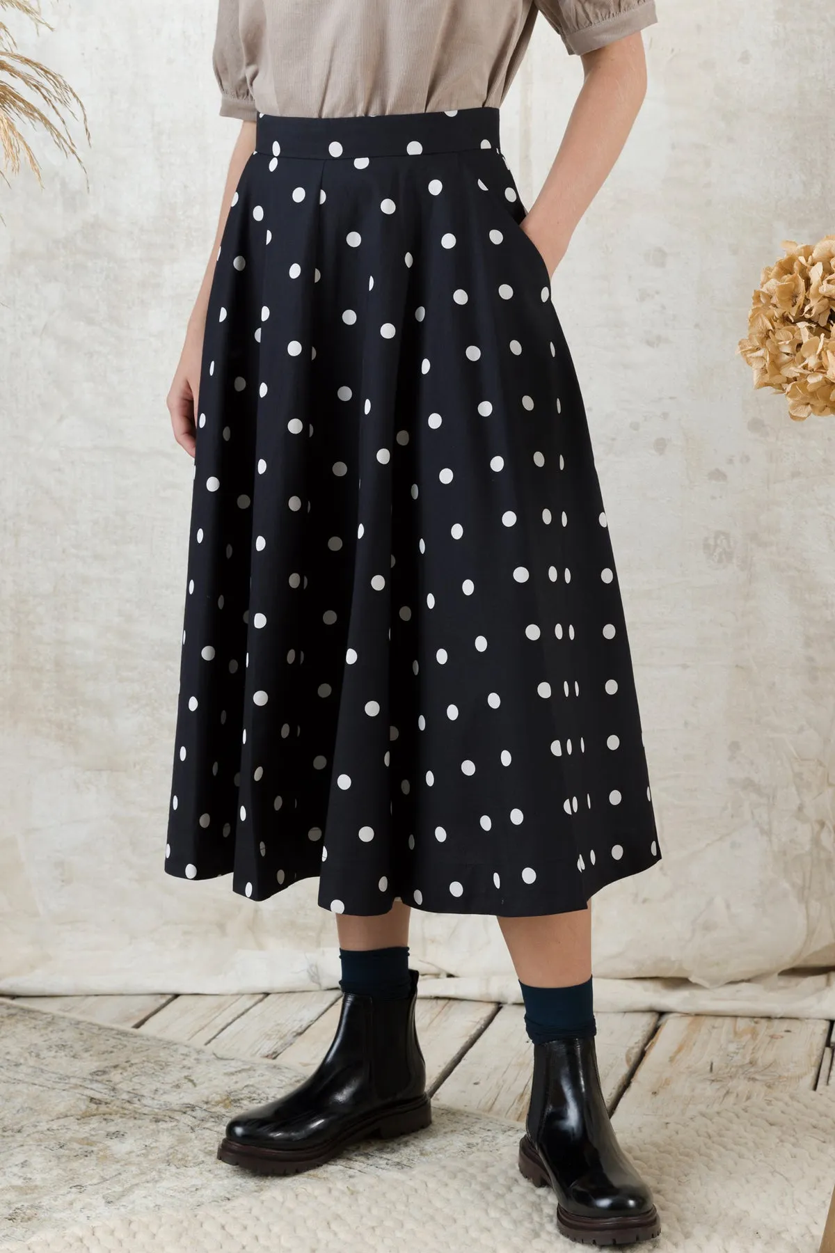 Emily & Fin Sandy Liquorice Spot Skirt - XS