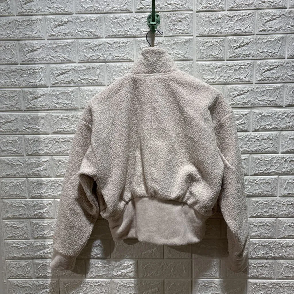 Holidayz Sherpa Jacket