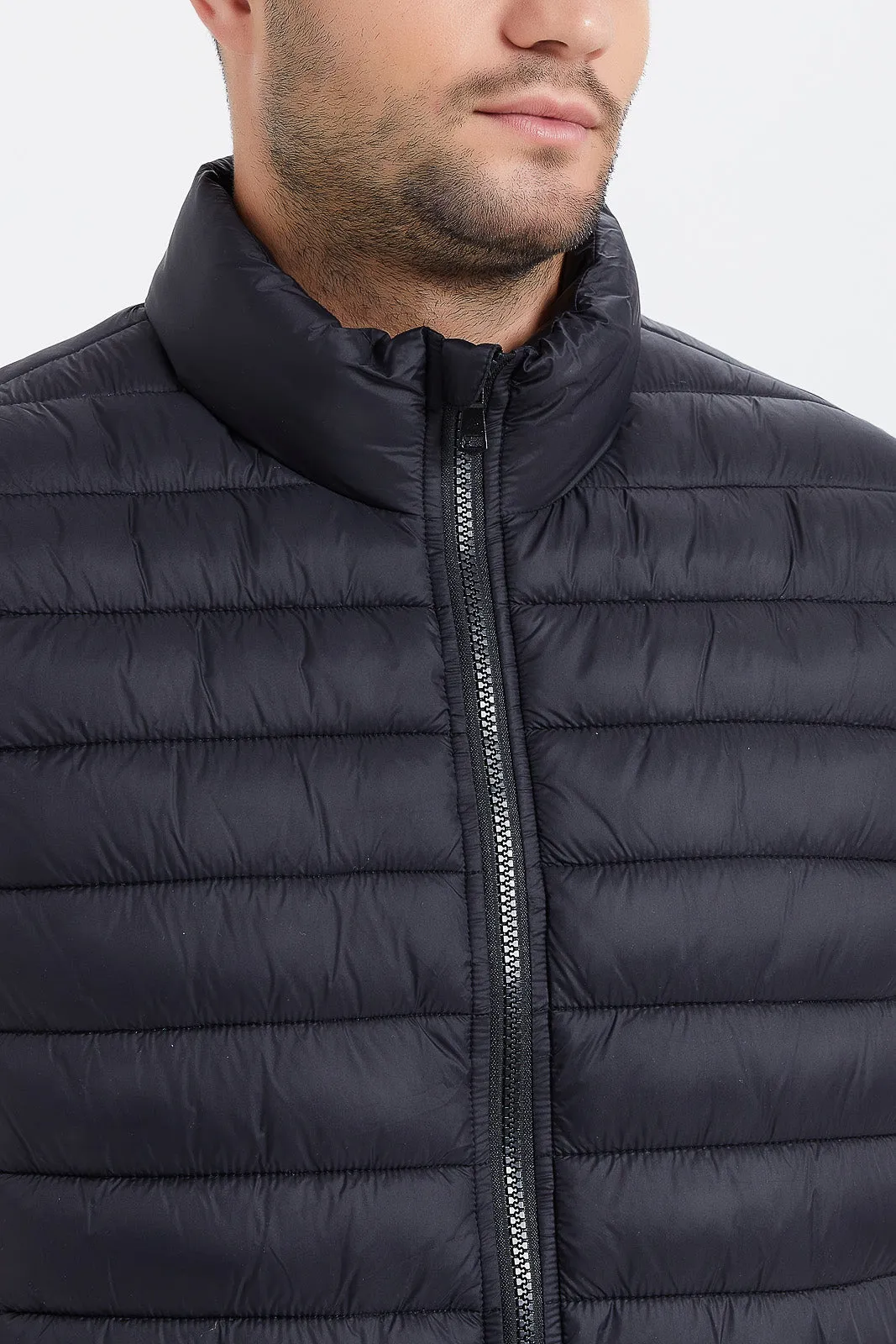 Men Black Sleeveless Puffer Vest