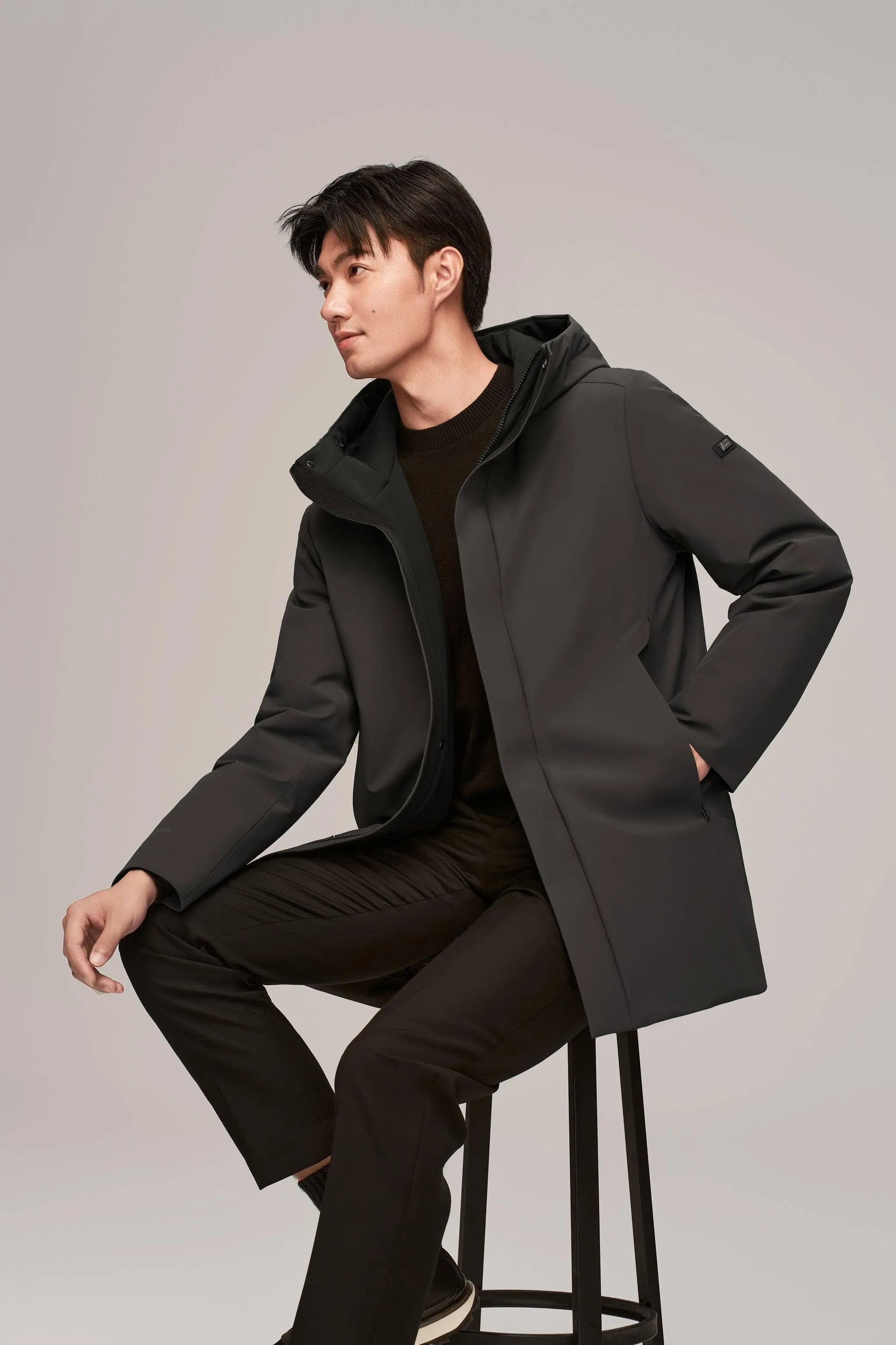 Men’s mid-length goose down coat