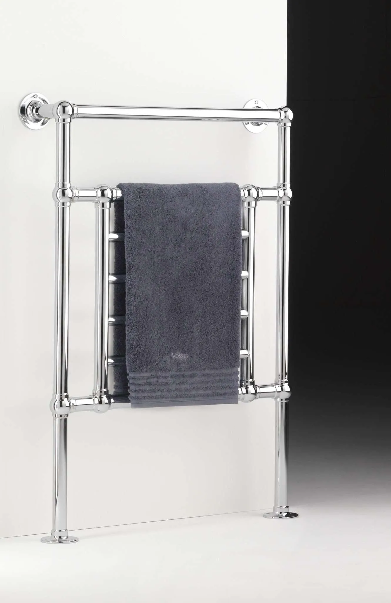 Sterlingham Suit Art Strand Hardwired Towel Warmer - 27"w x 39"h