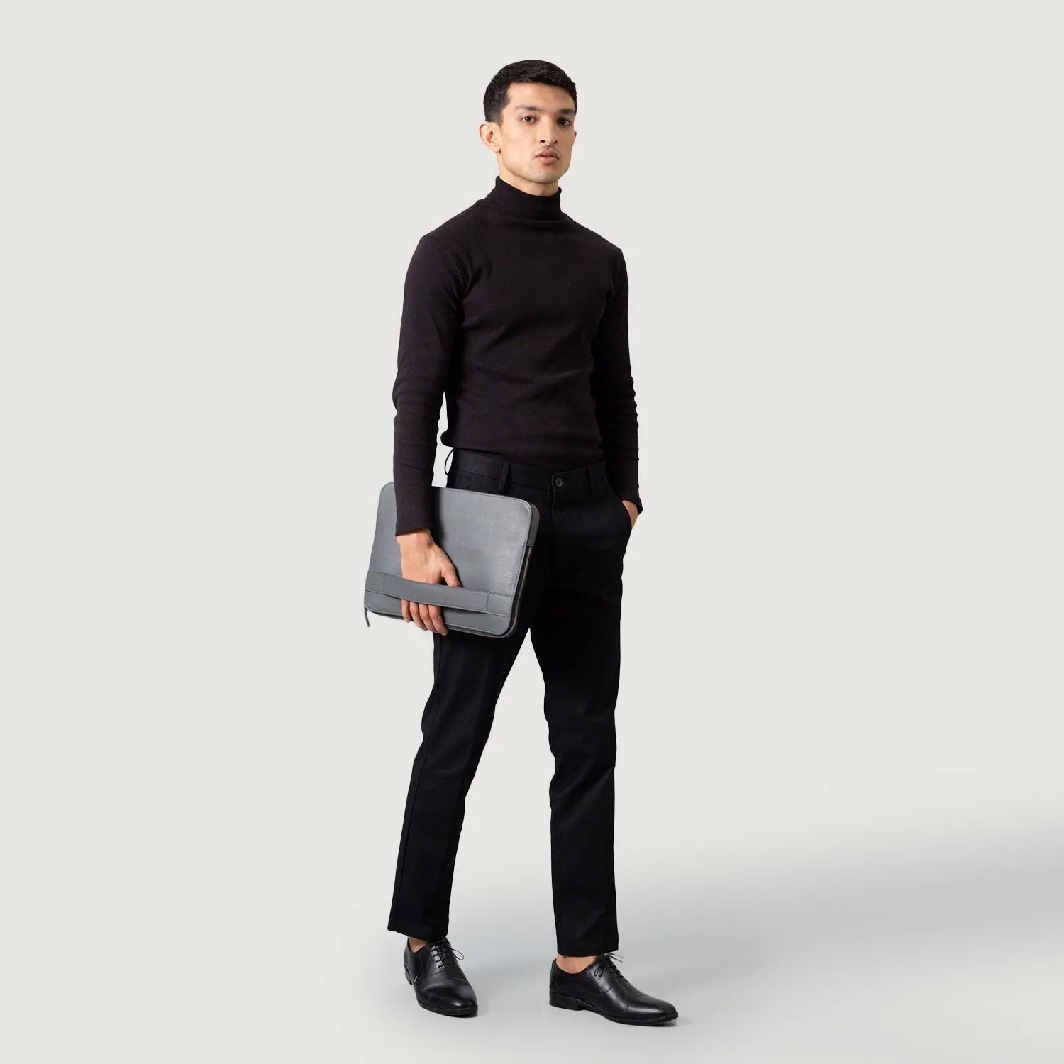 The Baxter Grey Leather Laptop Sleeve